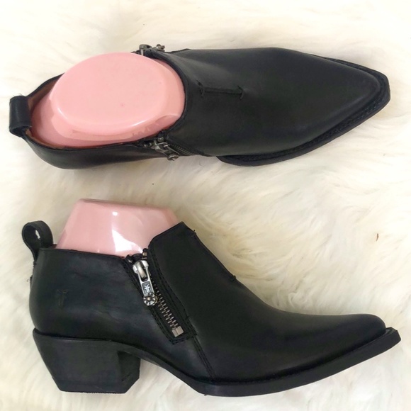 Frye Womens Sacha 78001 Black Side Zipper Pointed Toe Ankle Booties Size US 6 B - Picture 3 of 10